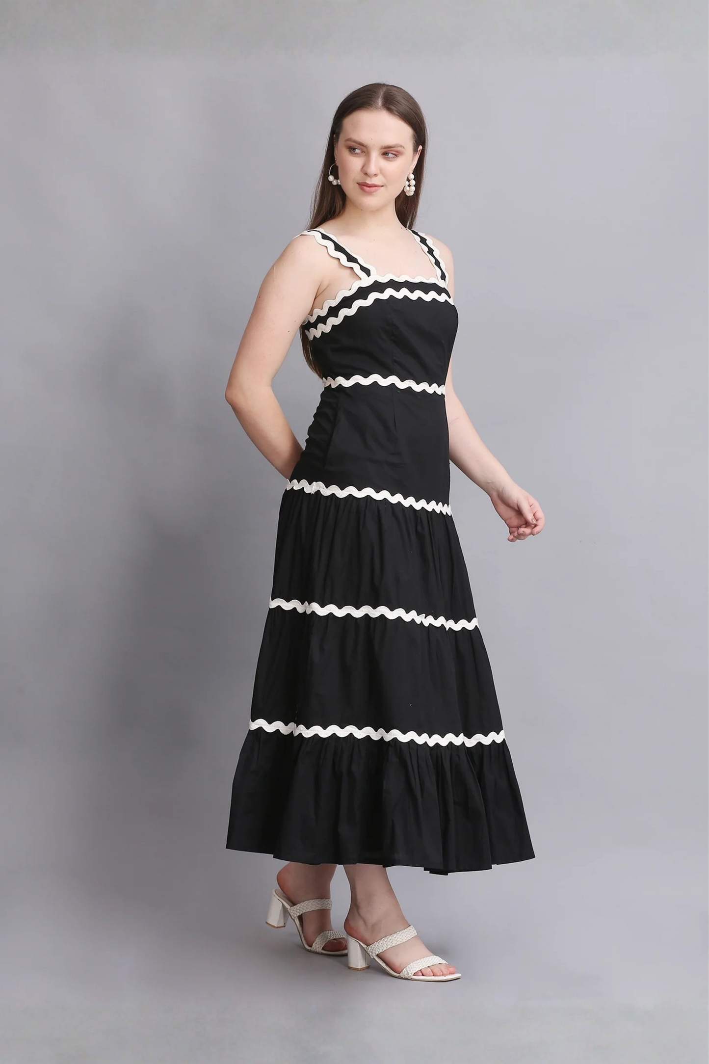 Black Spiral Lace Maxi Dress