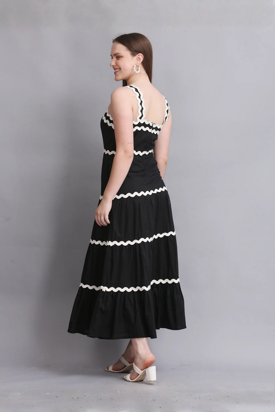 Black Spiral Lace Maxi Dress