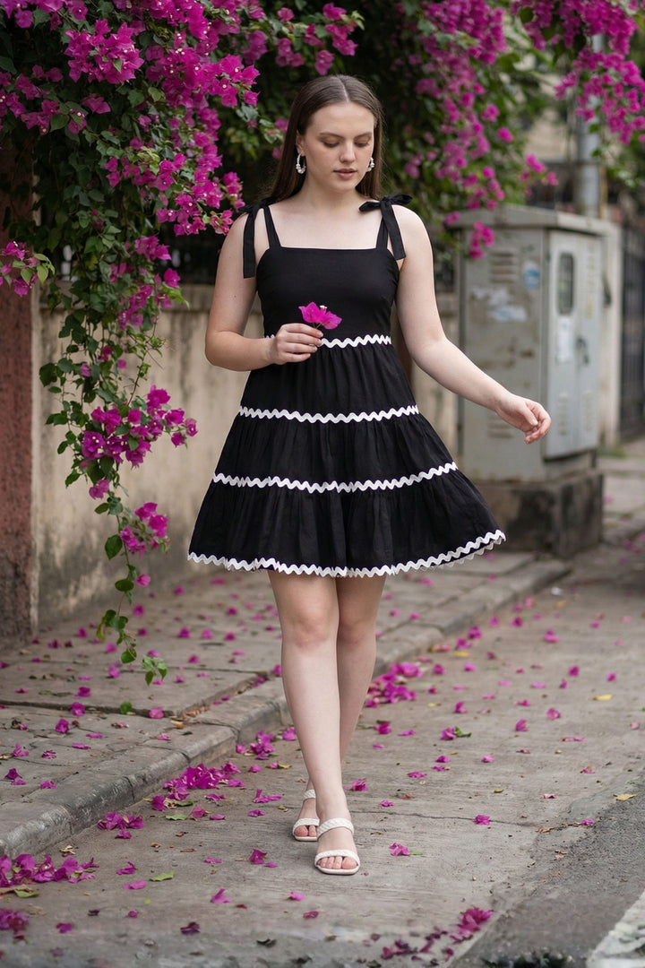 Black Knot Shoulder Strap A-Line Summer Dress