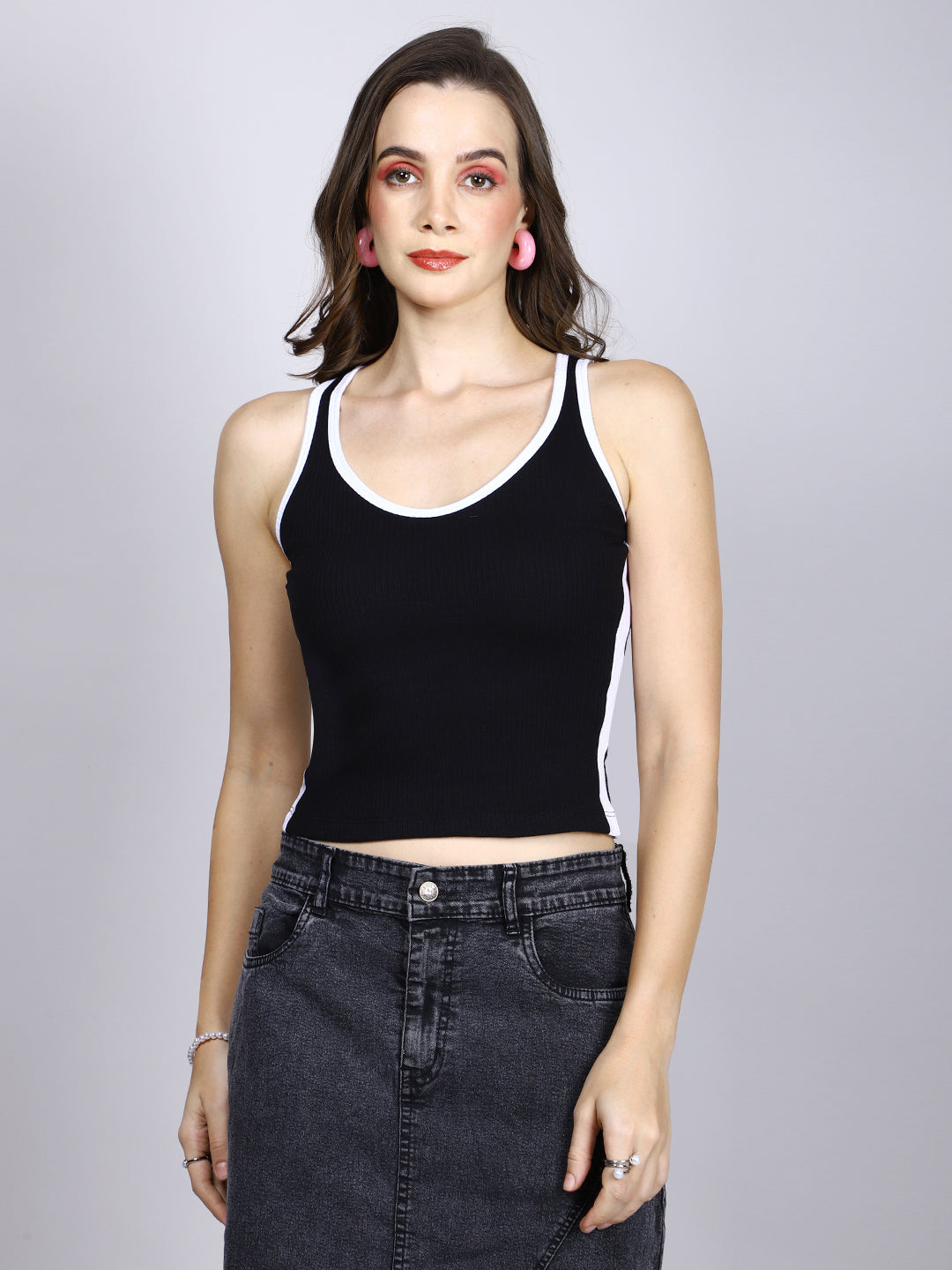 BLACK AND WHITE RIB TANK TOP
