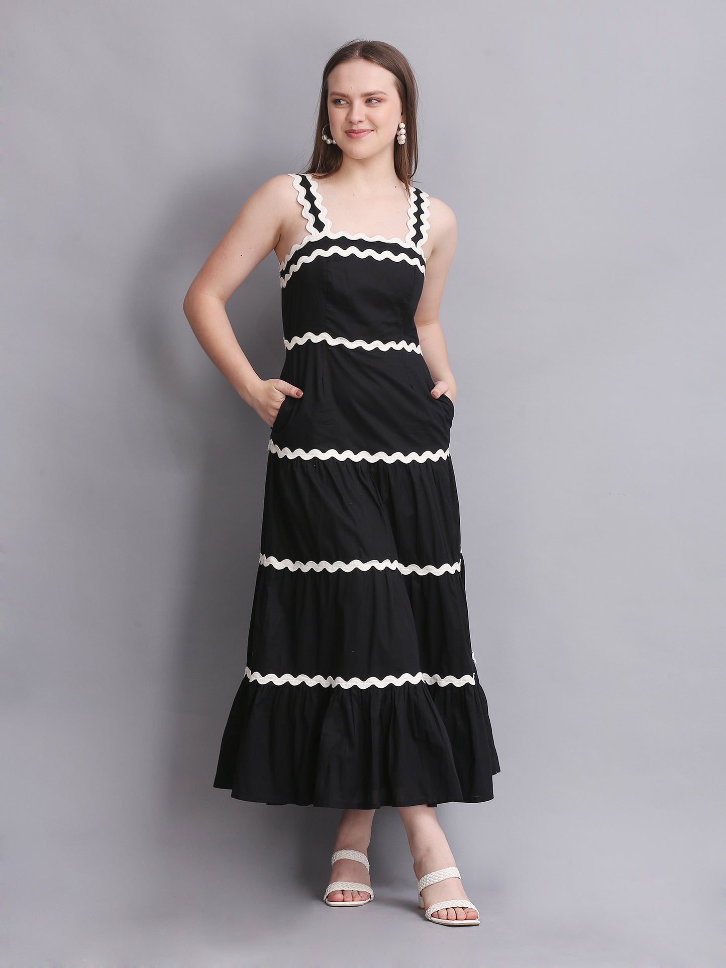 BLACK SPIRAL LACE MAXI DRESS