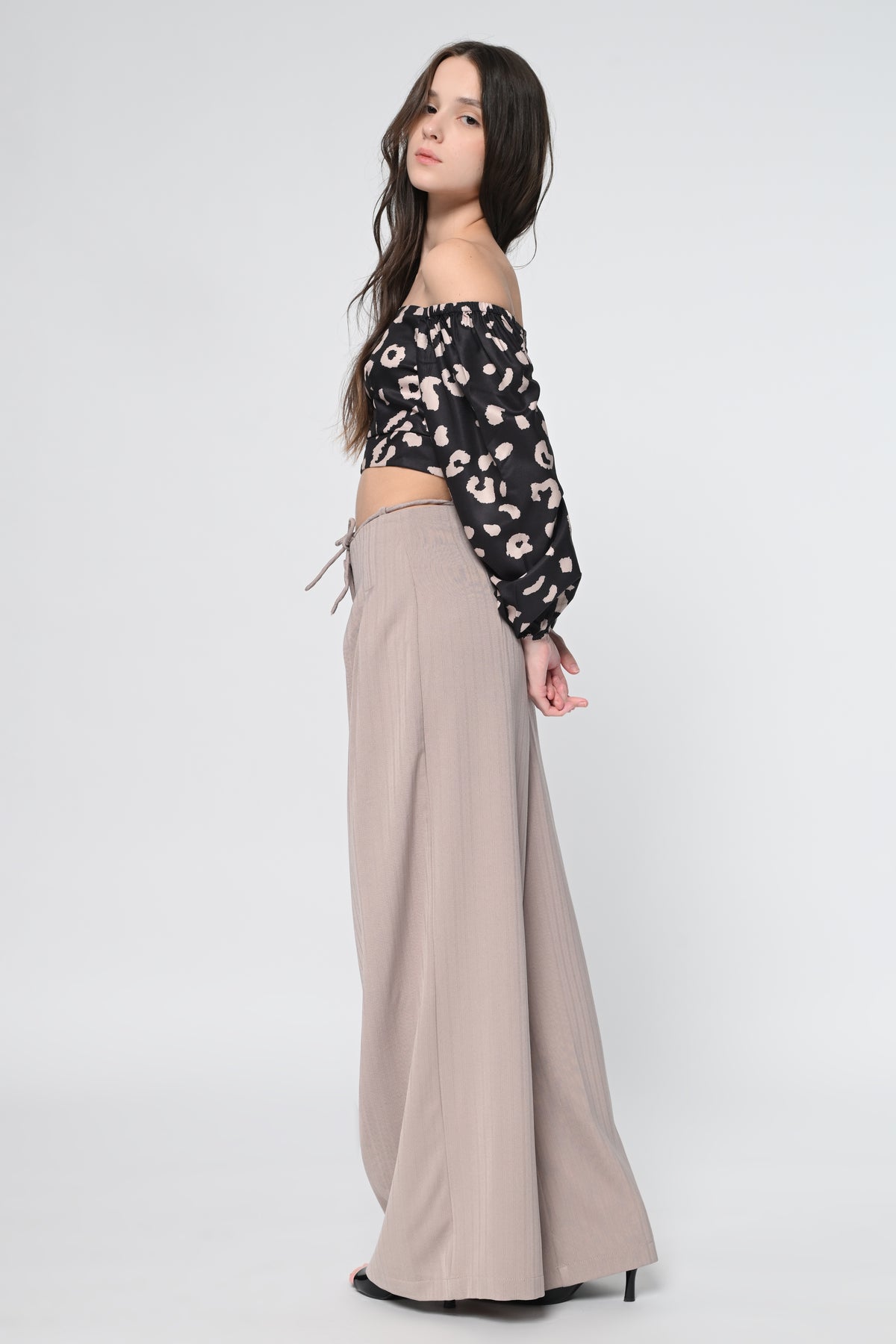 Modern Muse Printed Crop Top & Wide-Leg Pants Co-Ord Set
