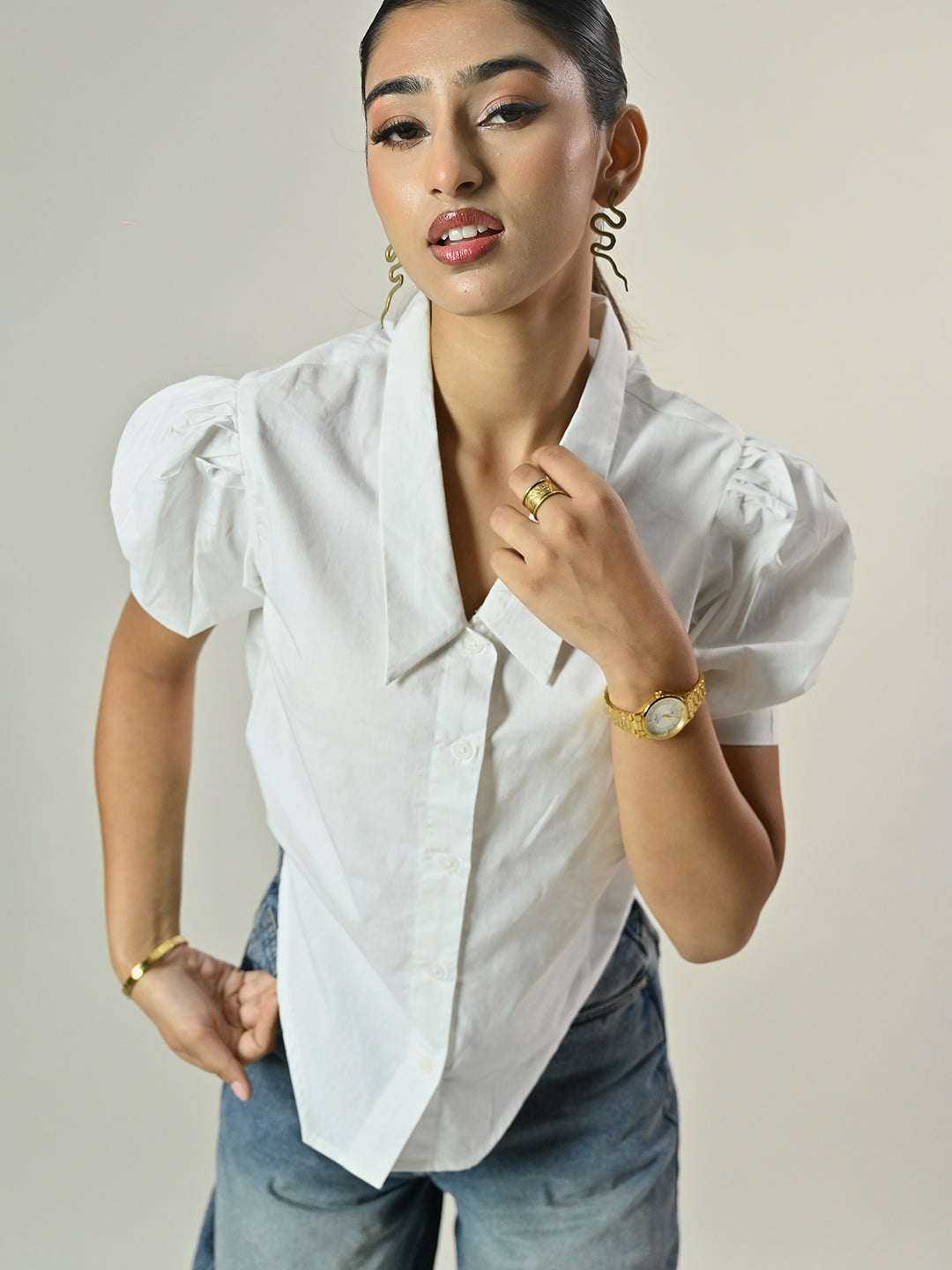WHITE PUFF SLEEVE SHIRT