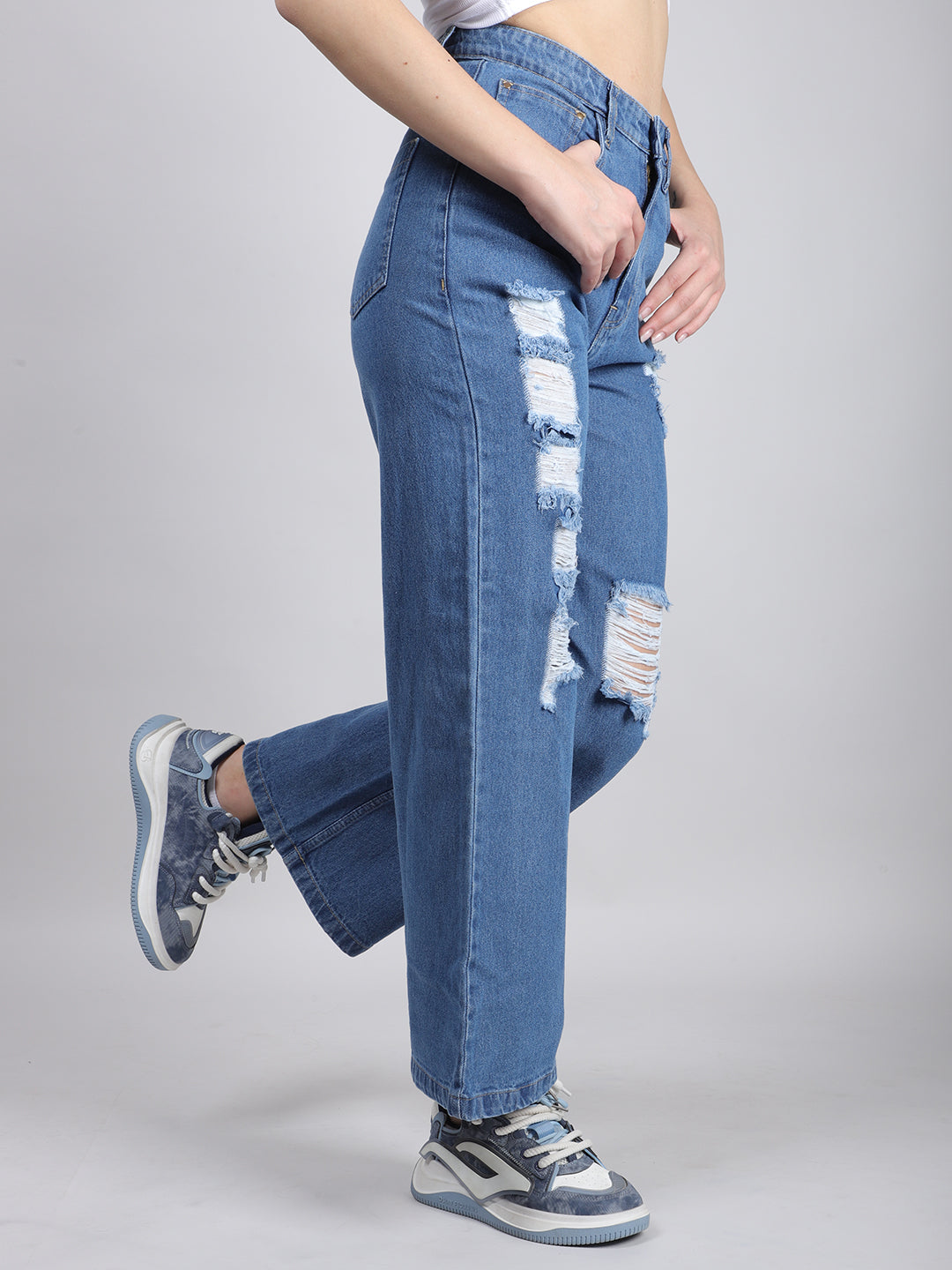 BLUE STRAIGHT FIT RIPPED DENIM JEANS