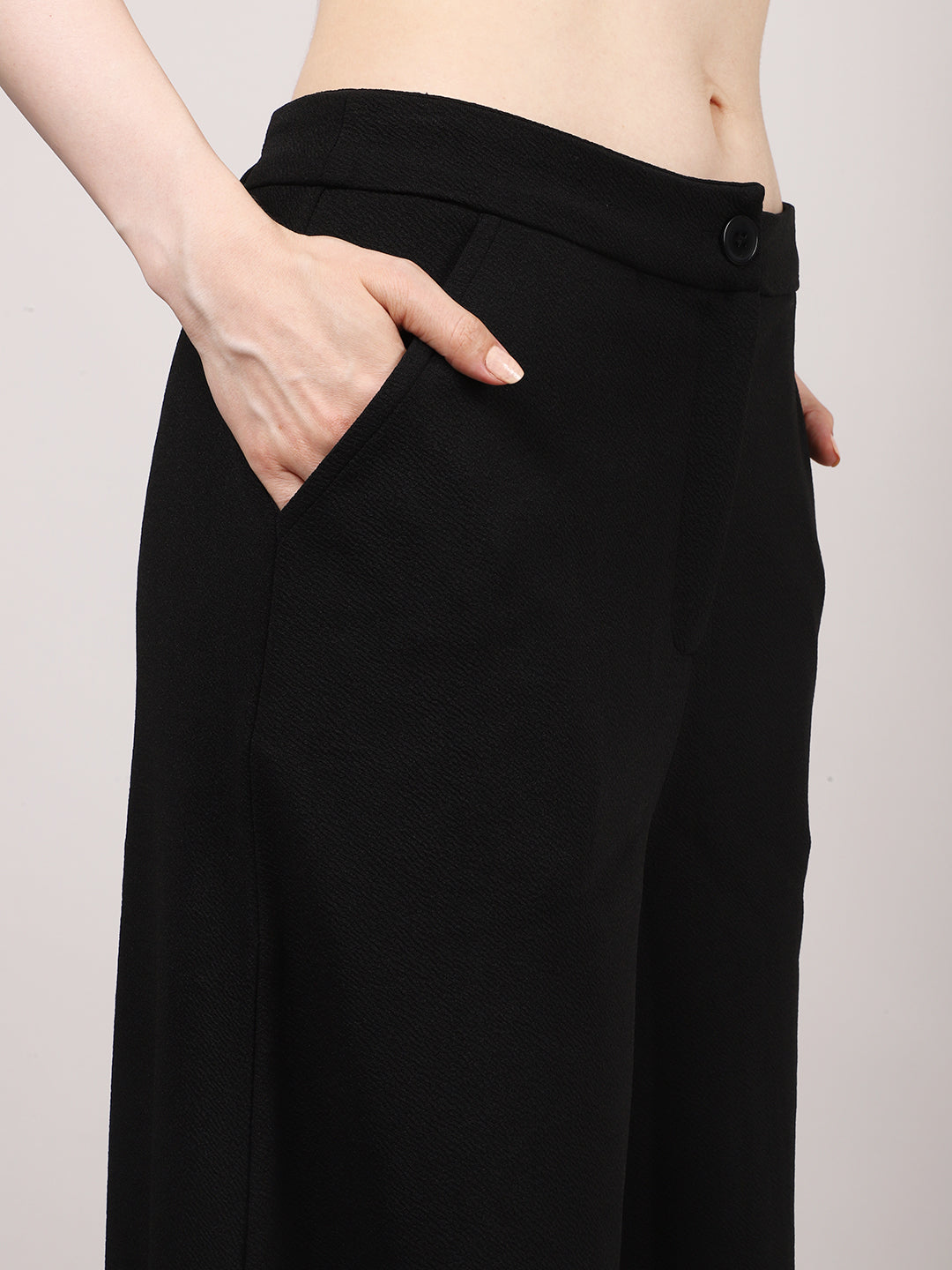 BLACK PARALLEL TROUSERS