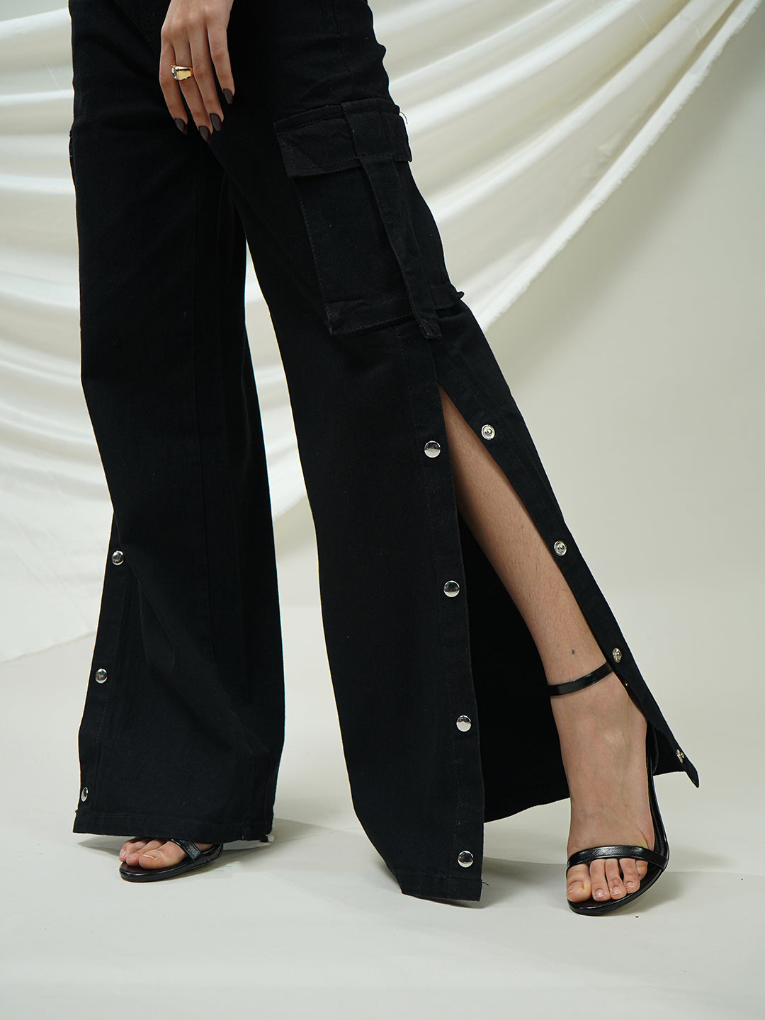 Noir Edition Flare Denim