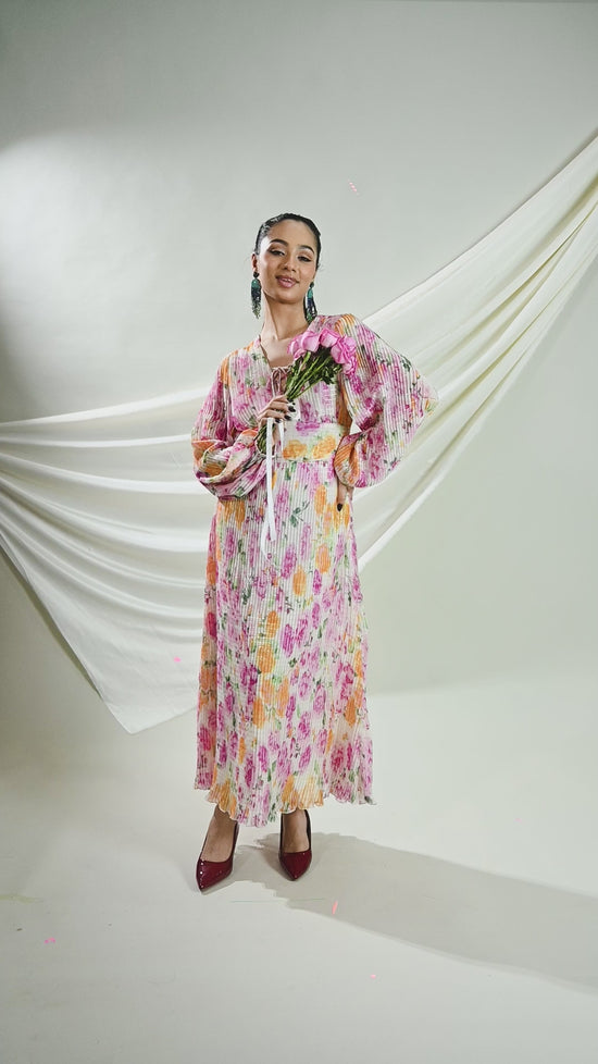 Floral Pleated Maxi Dress with Lace