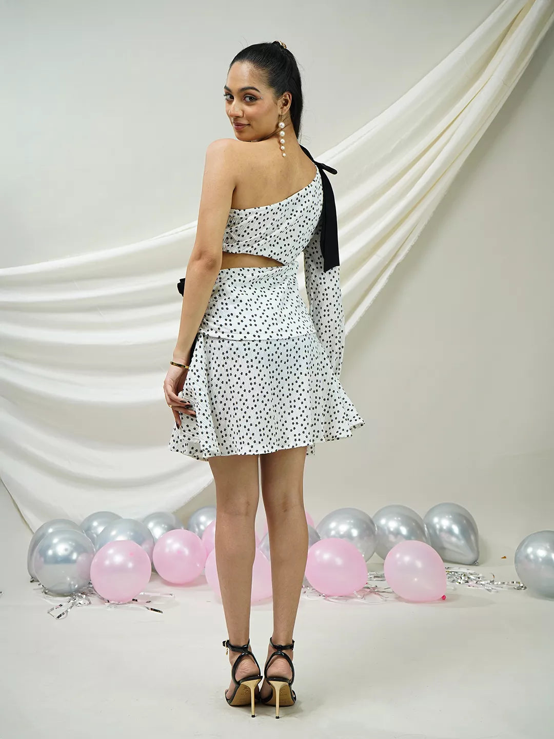 One-Shoulder Floral Ruffle Dress